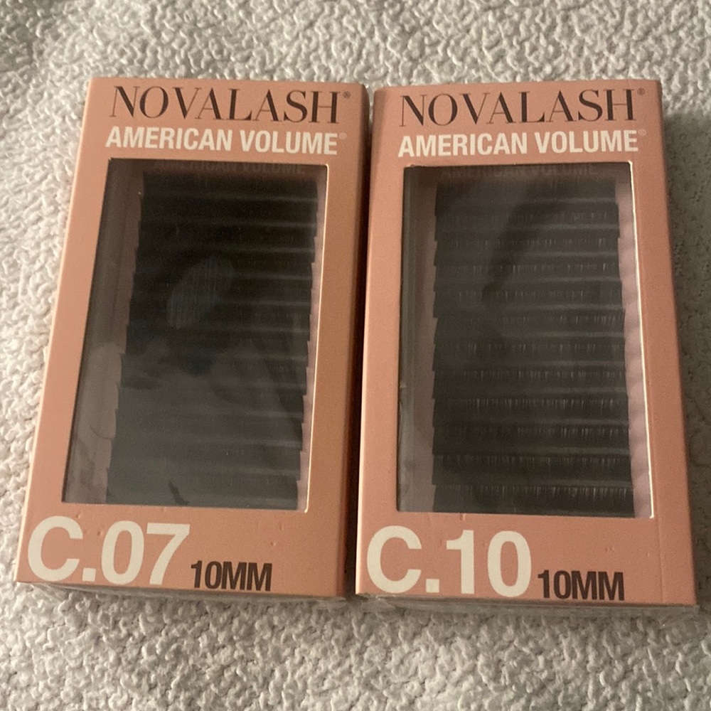 Lash Extentions top if line brand C.07 and C.10